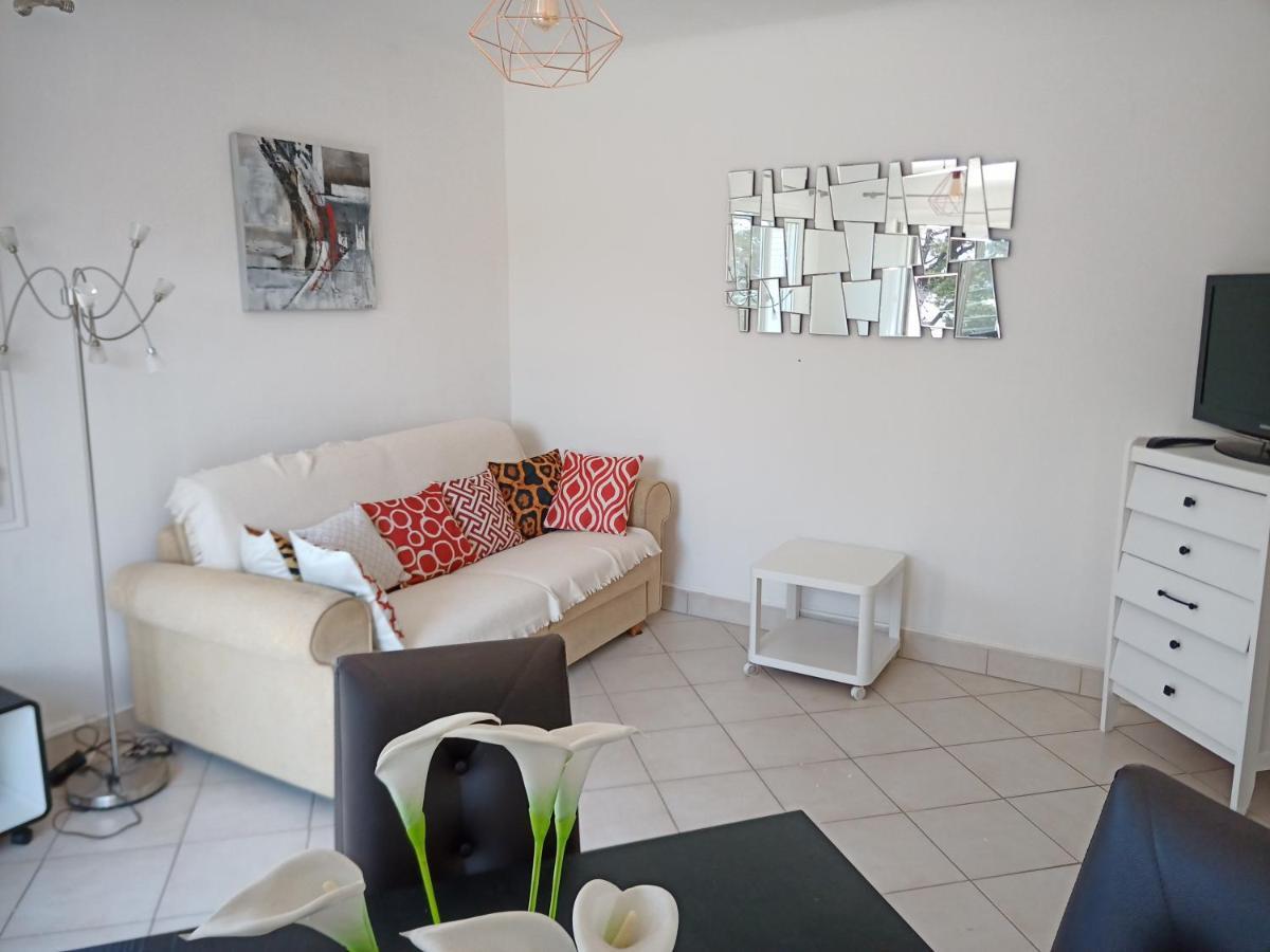 T2 Terrasse vue mer Six-Fours-les-Plages Exterior foto